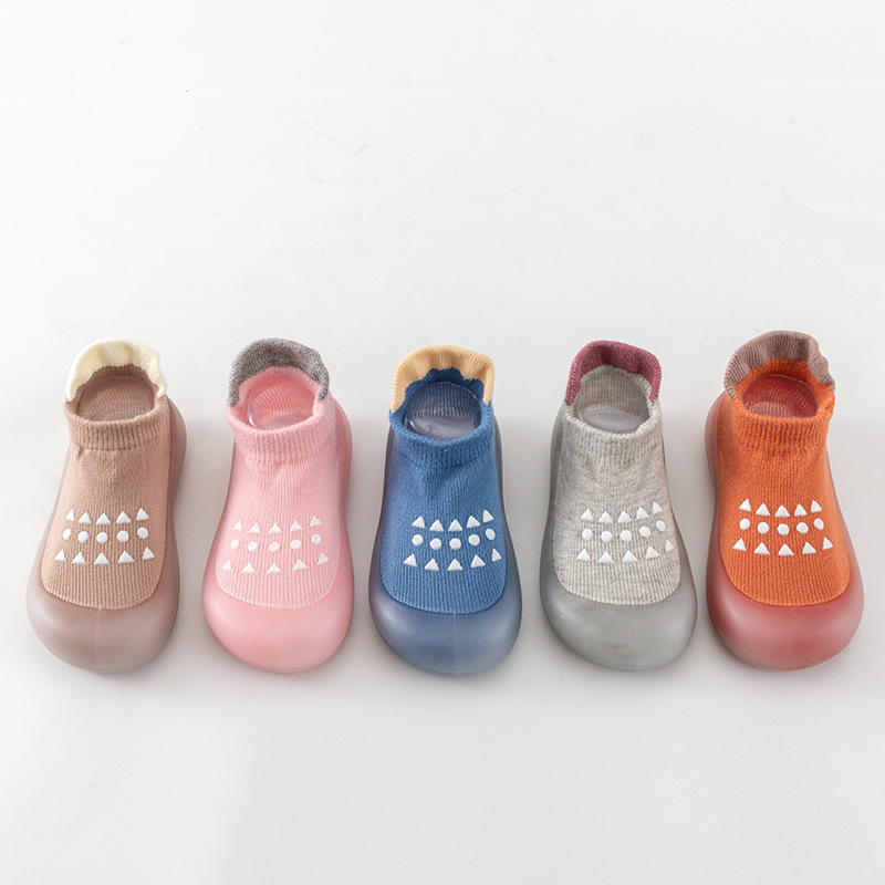 ベビーフロアシューズ ブルーとピンク ベビー室内・屋外用ウォ - Anti Blister Sock のレビューと価格